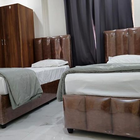 Single Suite Room Гайдарабад Екстер'єр фото