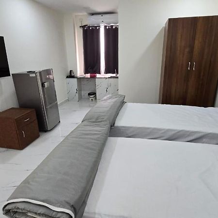 Single Suite Room Гайдарабад Екстер'єр фото